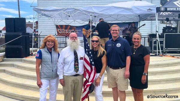 PA Treasurer Stacy Garrity, Mechanicsburg Chamber Executive Director Jess Palm, Senator Dawn Keefer, Representative Thomas Kutz and Representative Sheryl Delozier together at Jubilee Day in Mechanicsburg.